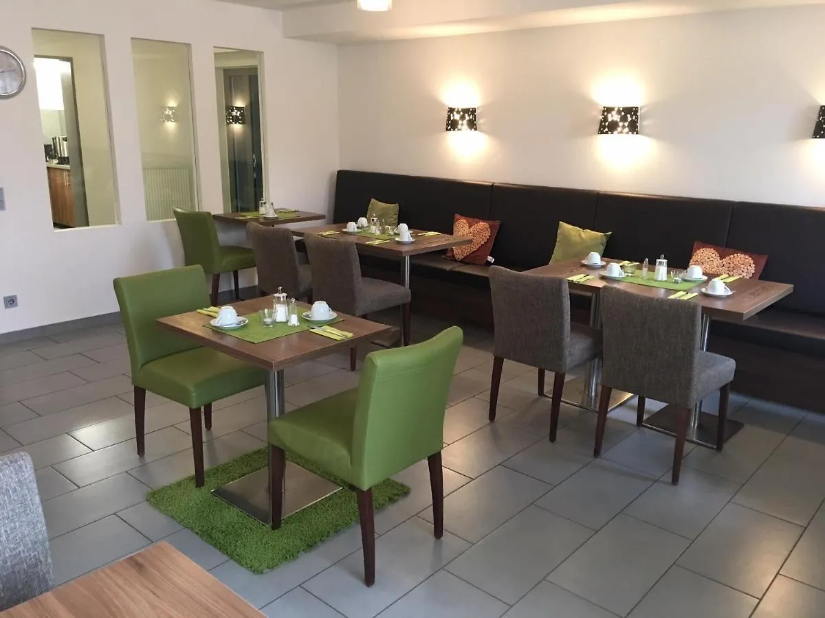 Stadthotel Bernstein Řezno Hotel